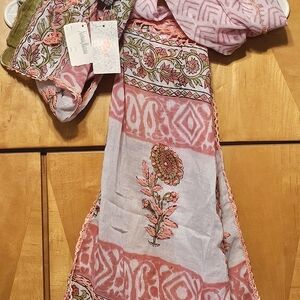 Floral Pink and White Scarf